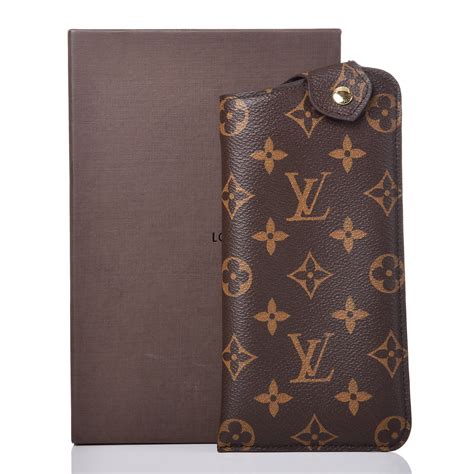 louis vuitton sunglasses holder
